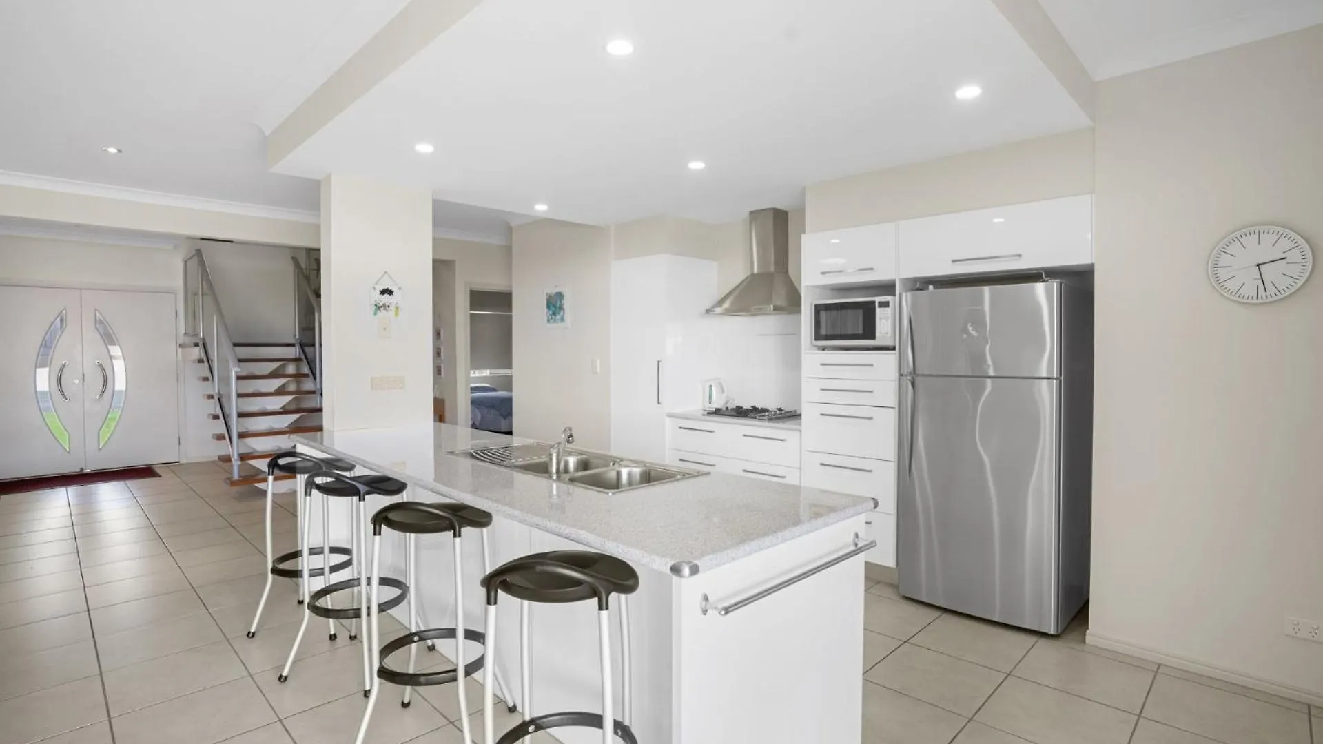 Blacklaw'S Retreat - Rainbow Beach Views. Spacious. Fenced Yard. Feriehus